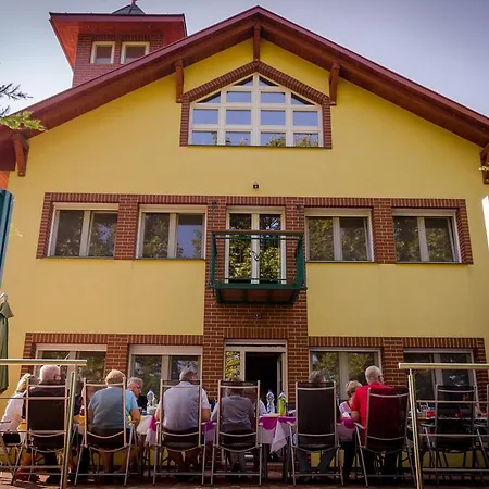 Saba-haz Guest house 2*