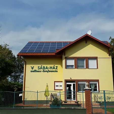 Saba-haz Guest house 2*